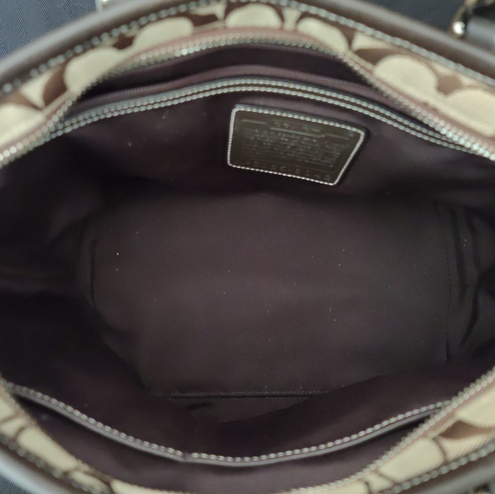 Classic COACH Signature Logo Purse/Tote - Picture 4 of 5